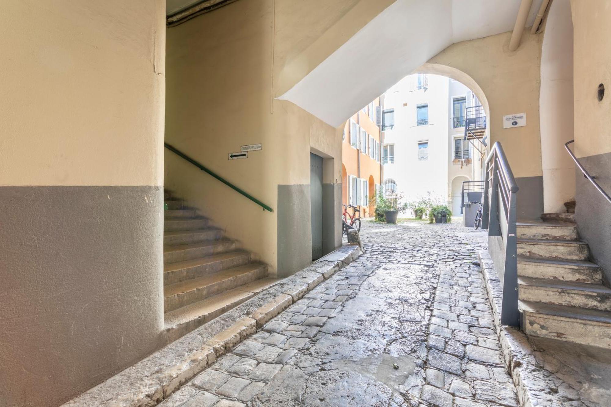 Appartement Adira Marseille Panier 2 Etoiles Extérieur photo